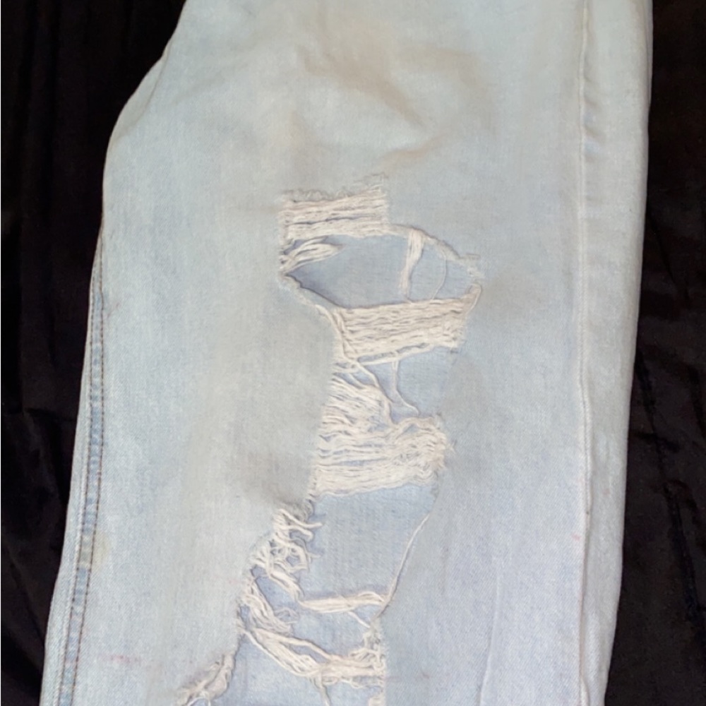 Really nice light blue baggy jeans